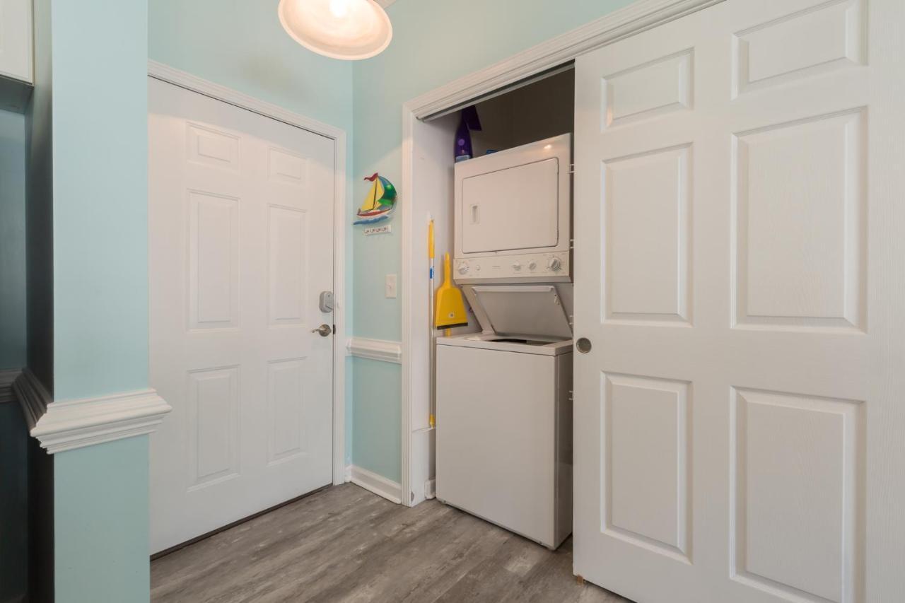 Modern Condo With Shared Pools,Hot Tubs, Walk To Beach & Plenty Of Golf! Myrtle Beach Kültér fotó